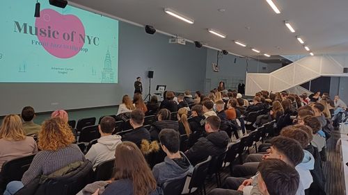 American Corner előadás - 'The Music of New York City'