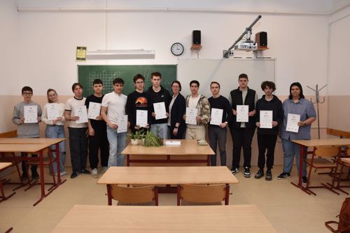 Juniorok Viadala elődöntő 2026