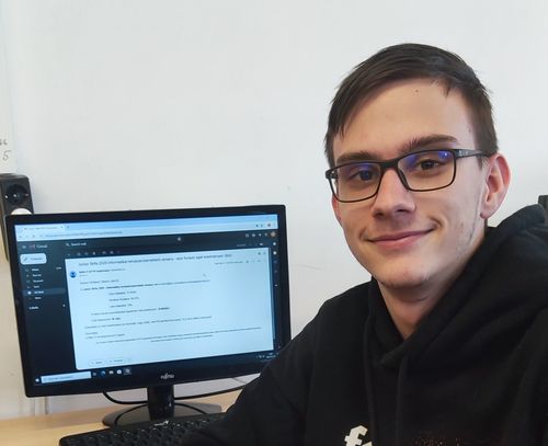 Skills Junior informatikai verseny - Vizhányó Balázs remek eredménye